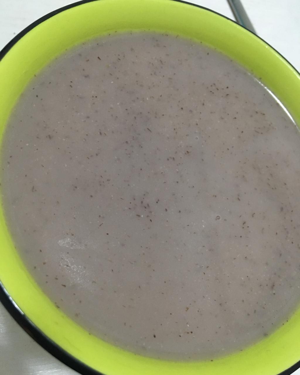 静静73ij做的红枣核桃米糊