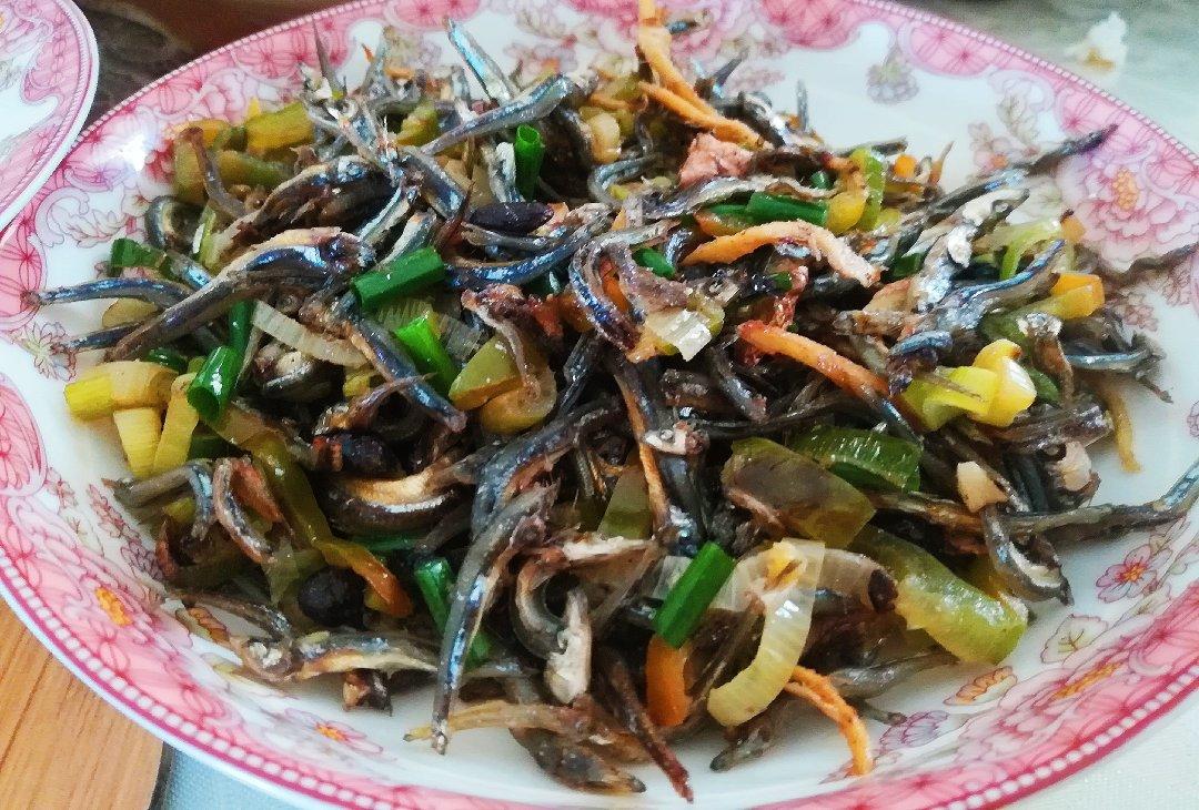 🌶️辣椒炒小鱼干🐟