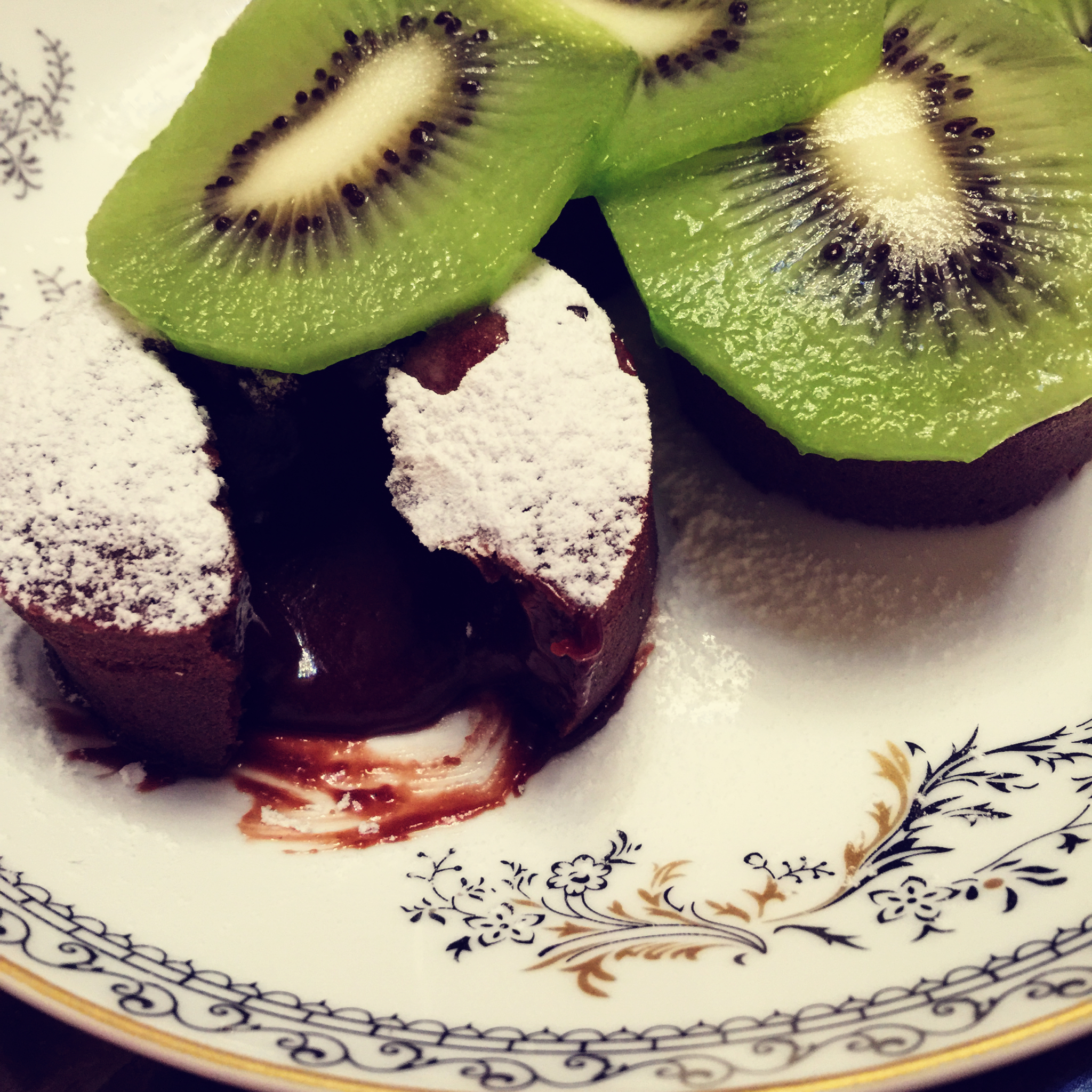 巧克力熔岩蛋糕 Chocolate Molten Lava Cake