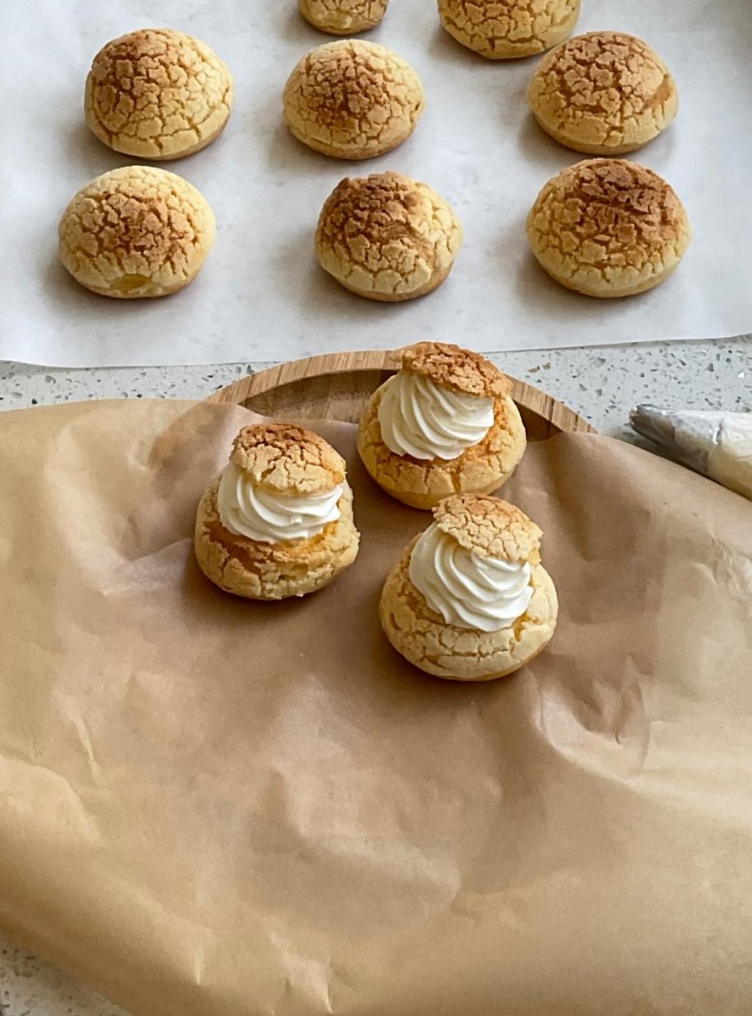 一口就爆浆的卡士达酥皮泡芙
