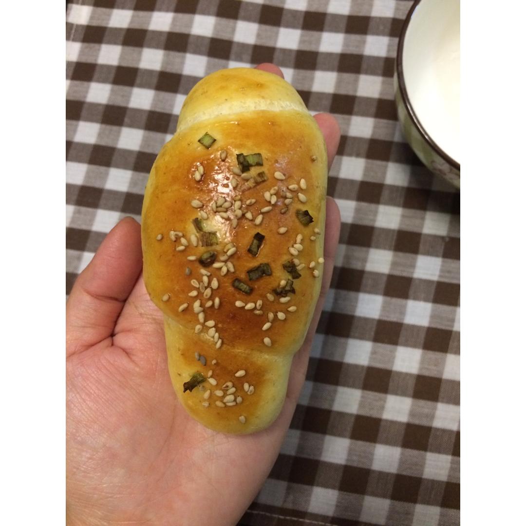 全麦肉松面包卷