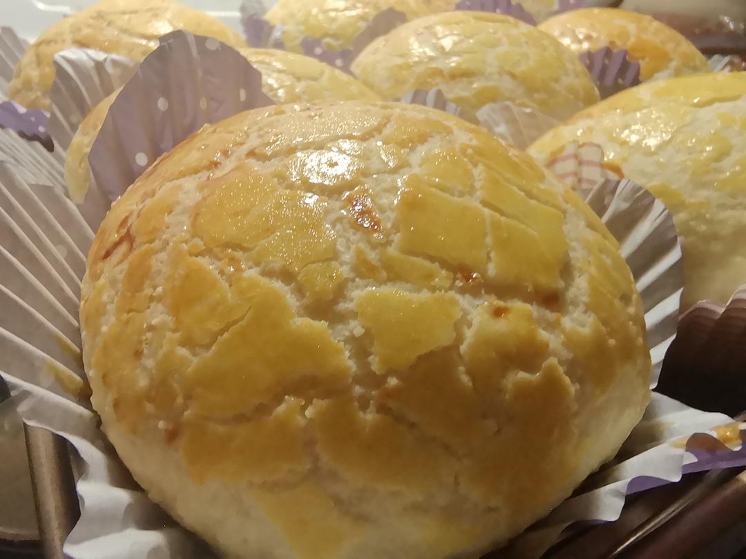 百吃不腻的闪电菠萝包