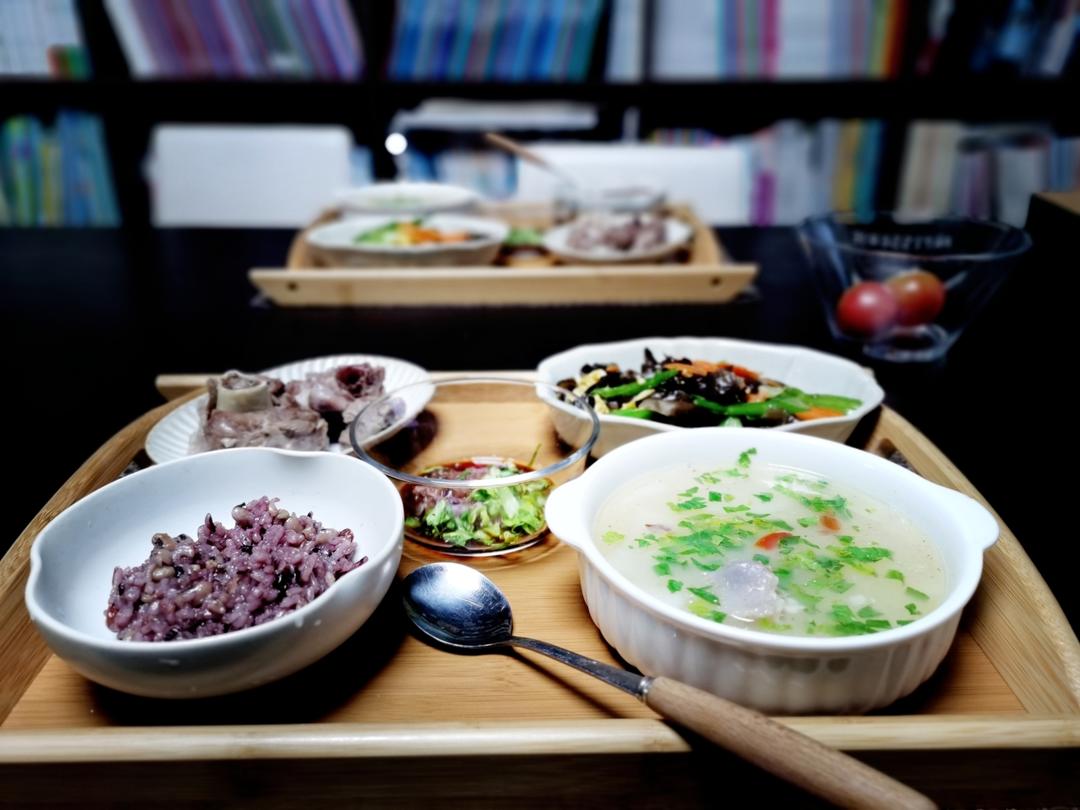 冬季暖锅，没有比萝卜炖羊肉更滋补的了