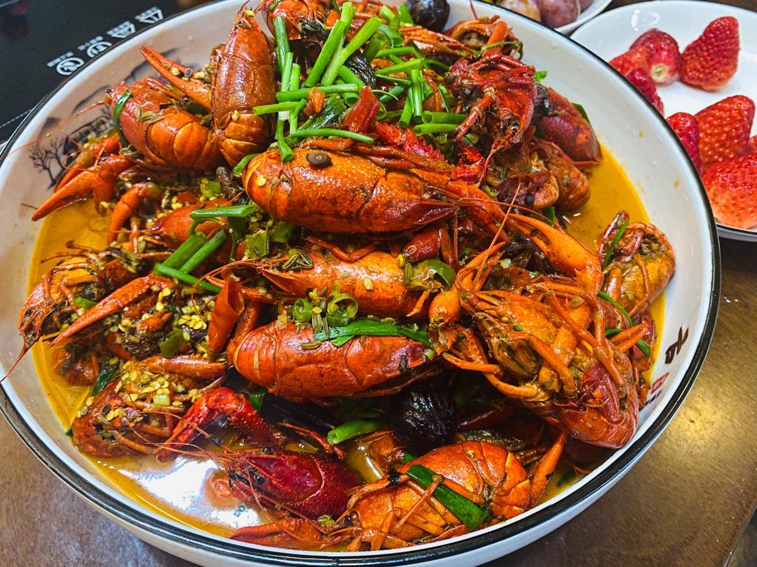 【独家秘制小龙虾】