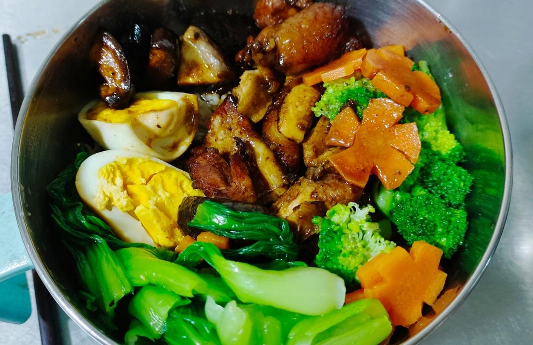 照烧鸡腿饭