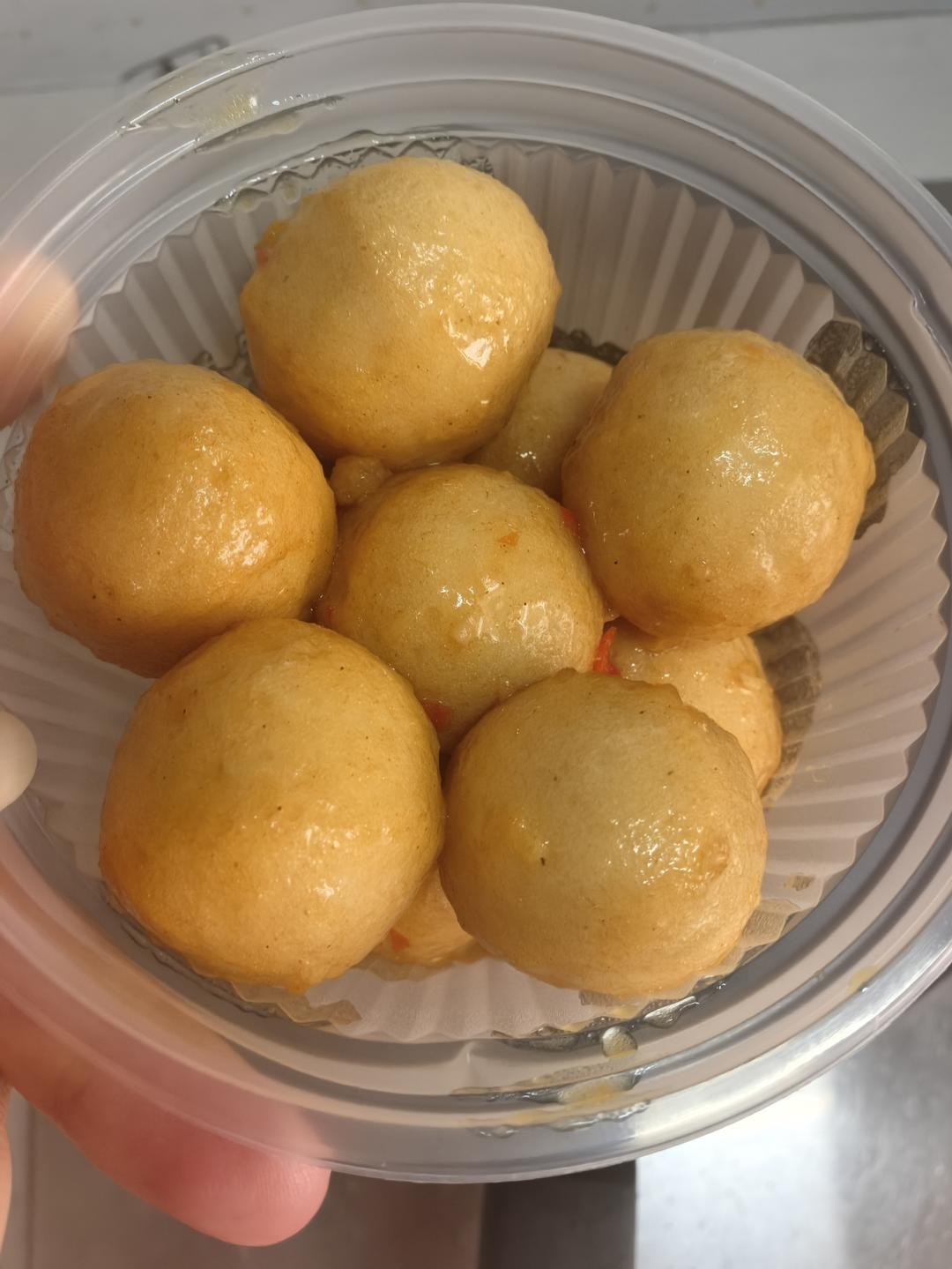 好吃到停不下来-微辣黄金鱼蛋