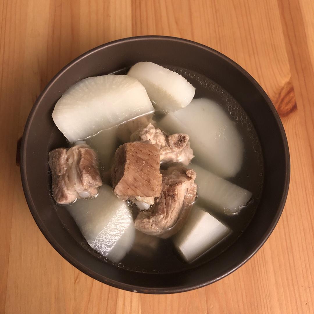 萝卜排骨汤