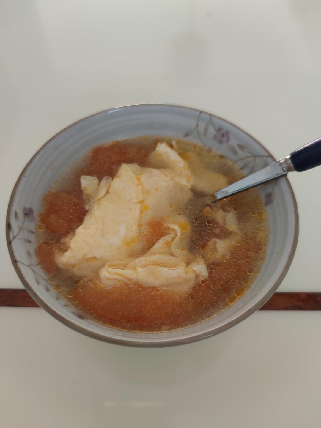 做法简单味道却不简单的西红柿鸡蛋汤 口味浓郁 零失败 每次都光盘