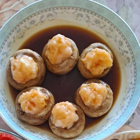 【鲜菇酿虾滑】
