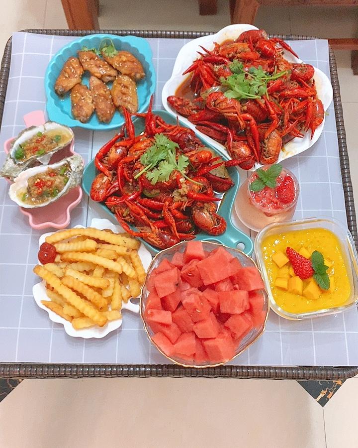 香辣小龙虾