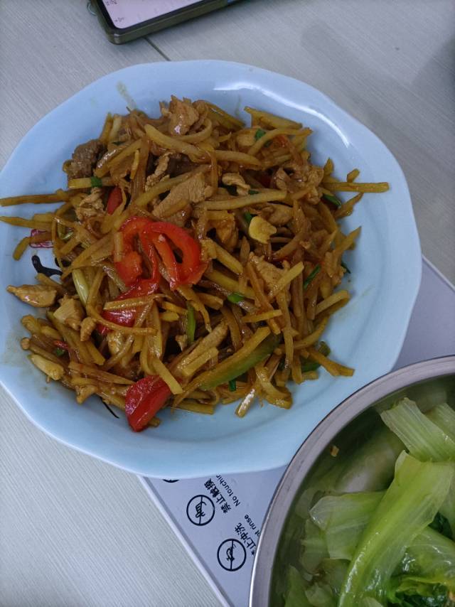 土豆丝炒肉