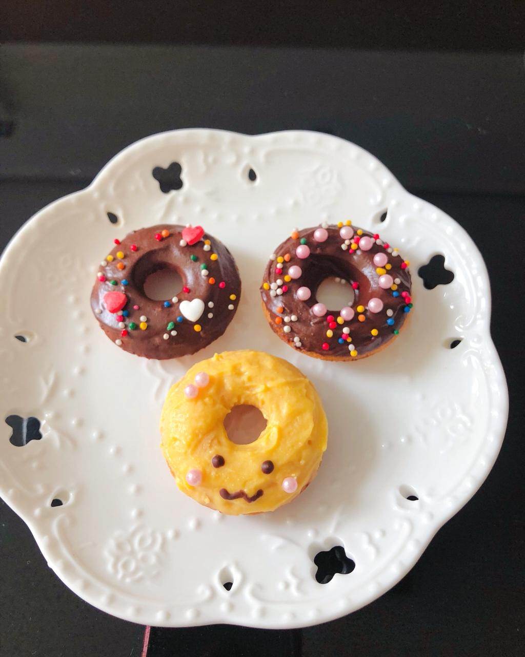 迷你甜甜圈蛋糕