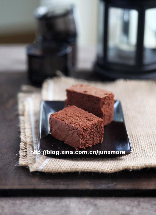 巧克力海绵蛋糕浓情版——君之（6寸大小）的做法