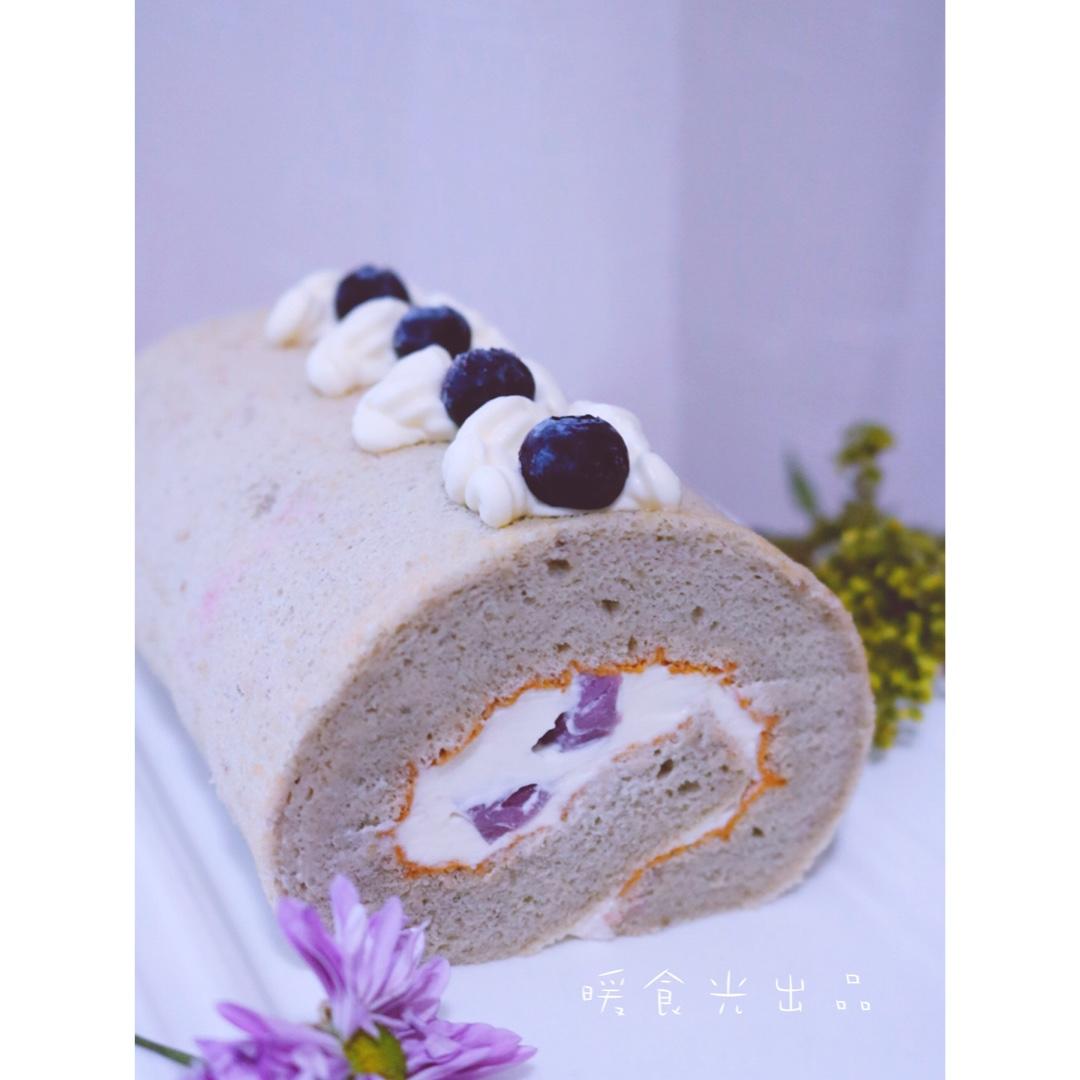 草莓奶冻卷