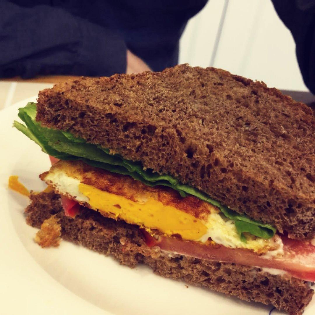 火腿芝士蛋三文治