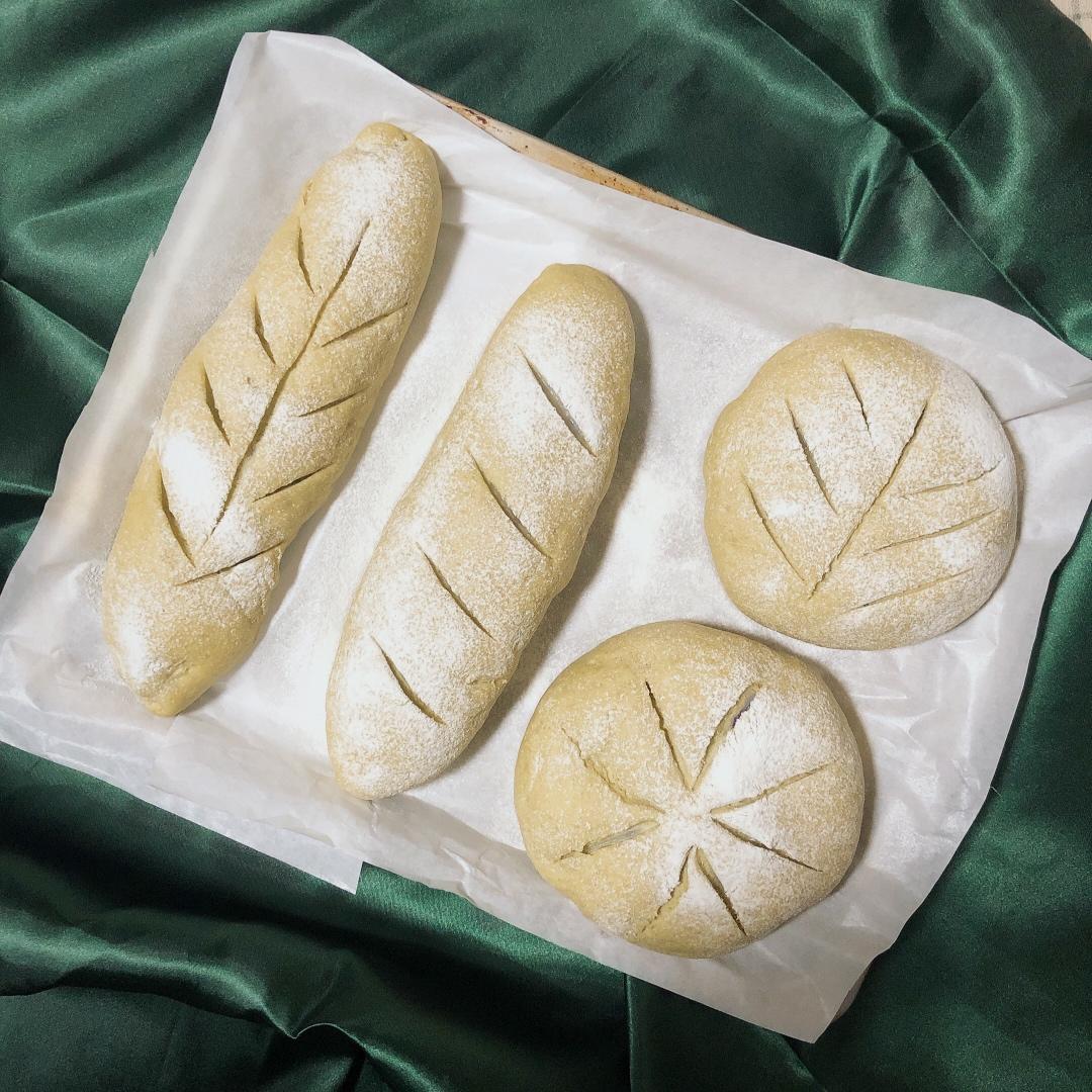 四色超满足软欧面包附四种馅料(麻薯肉松、坚果乳酪、鸡肉蔬菜、蟹棒玉米)完胜网购