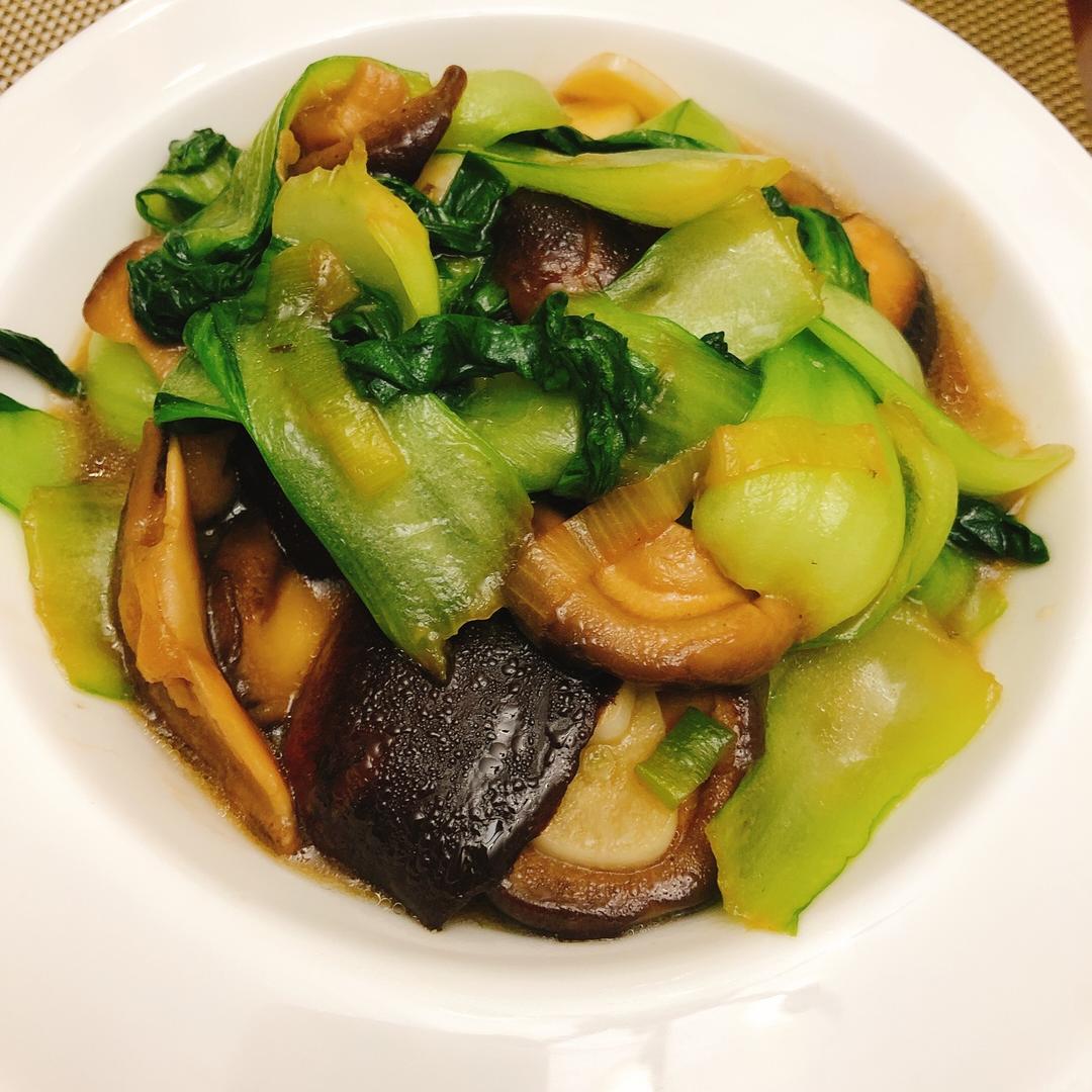 简易版香菇扒油菜