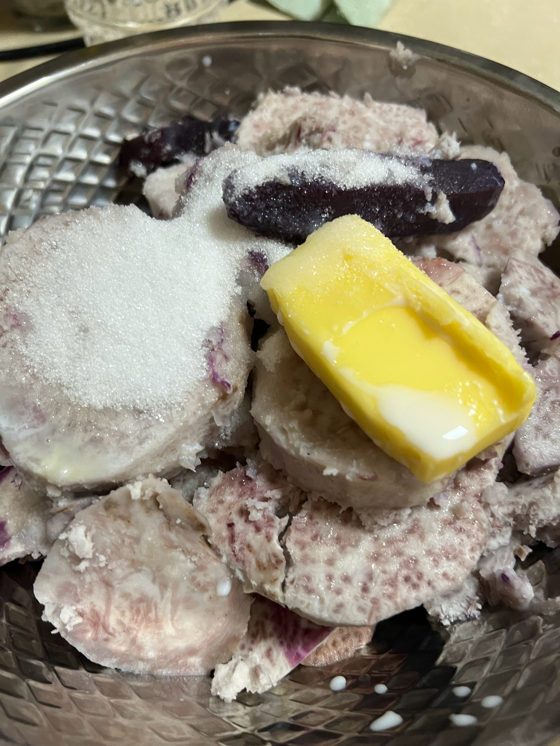 芋泥紫薯芒果蛋糕的做法 步骤2