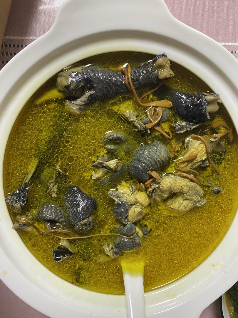 掌厨大教主做的原汁原味土鸡汤