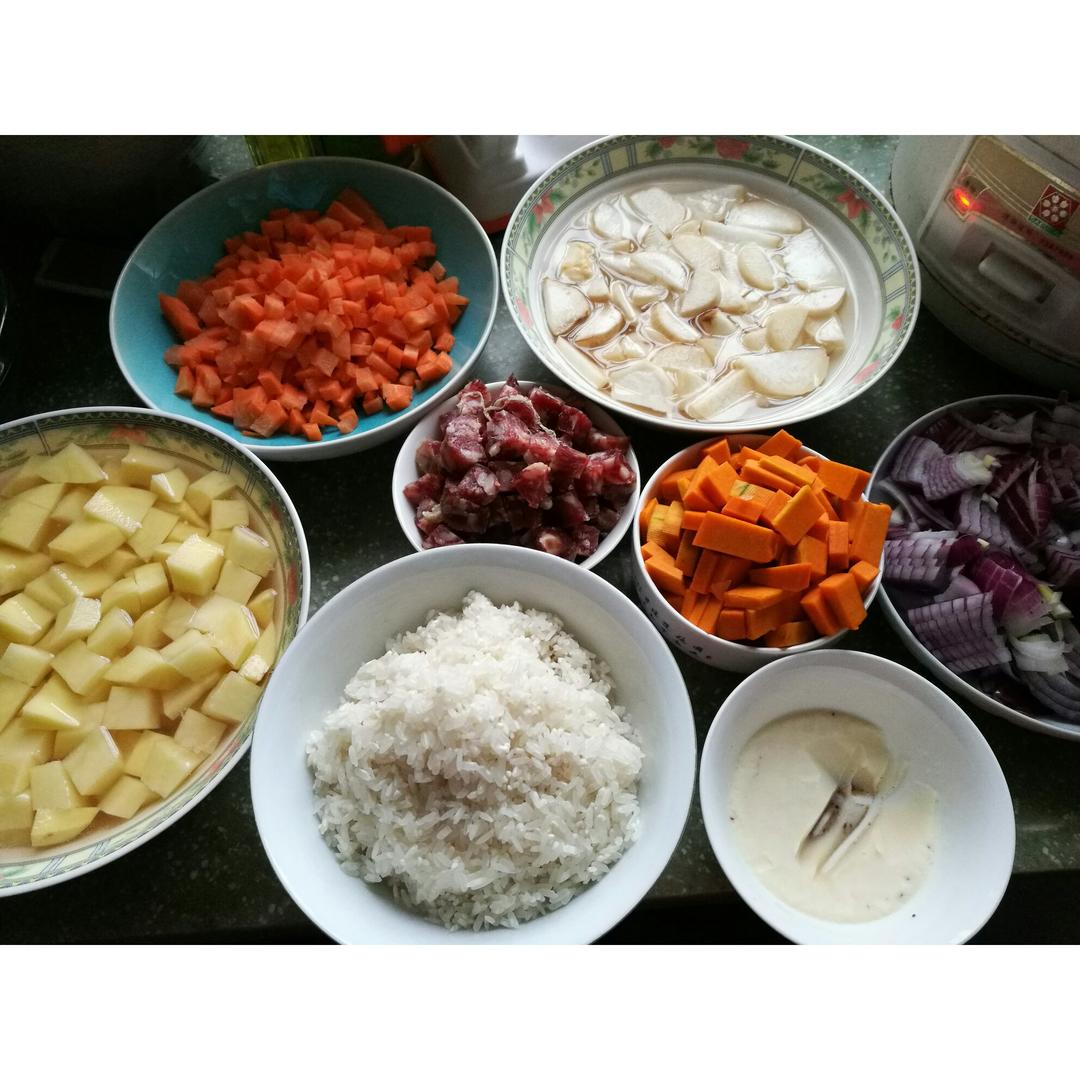 香肠土豆焖饭【一人也要吃好版】