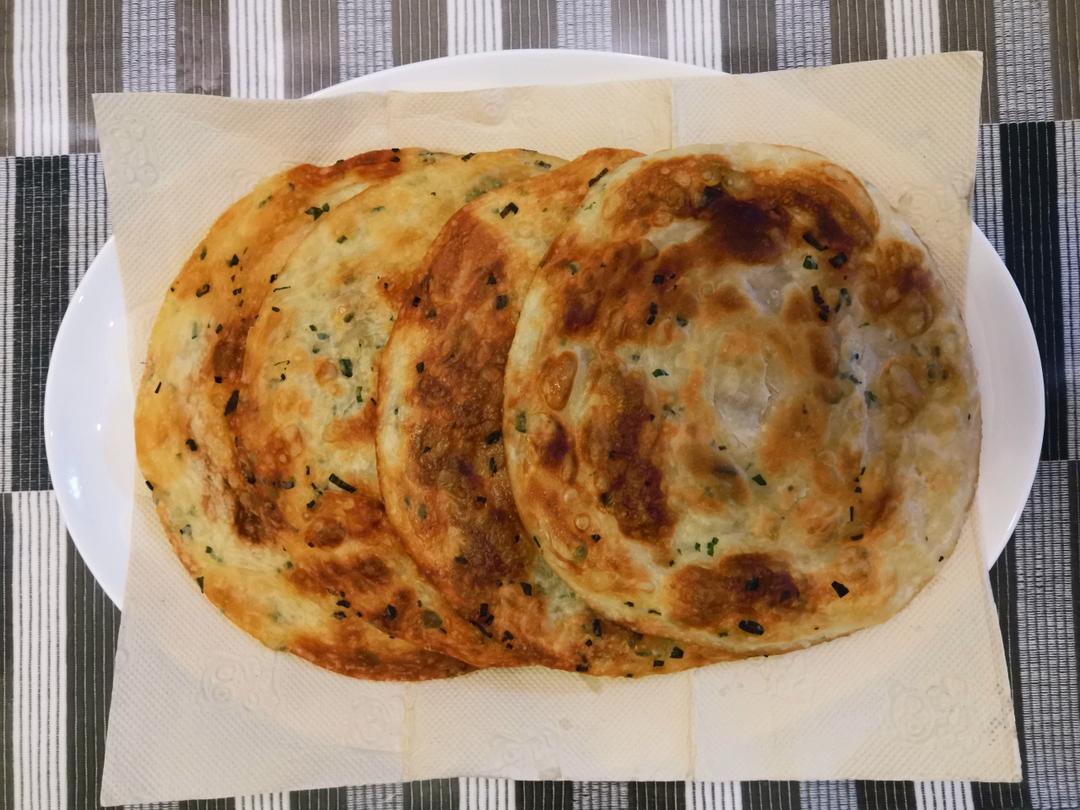 堂妈教你做飘香葱油饼