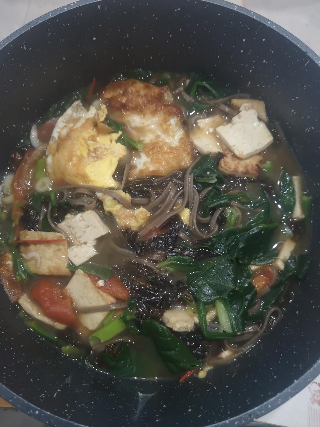 西红柿鸡蛋豆腐荞麦面【减脂餐】