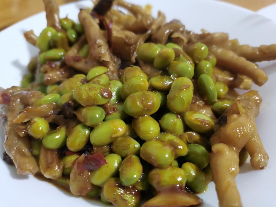 毛豆烧鸡爪的做法