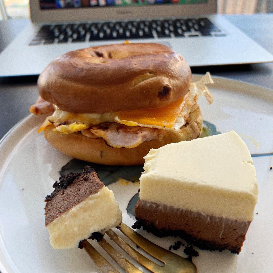 黑白巧克力慕斯蛋糕