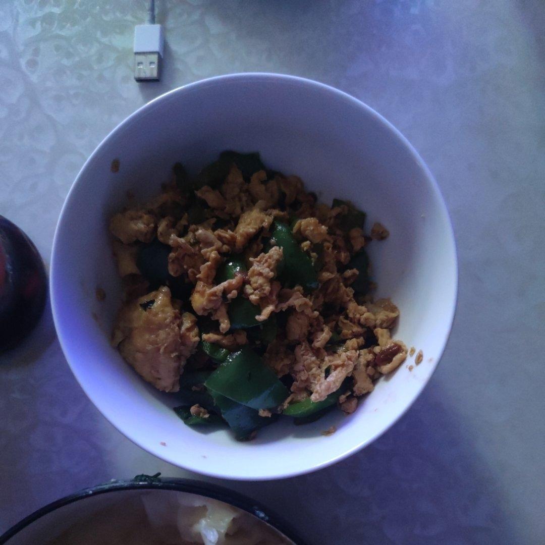 “东北yyds鸡蛋酱”太费米饭了！3步搞定超简单！