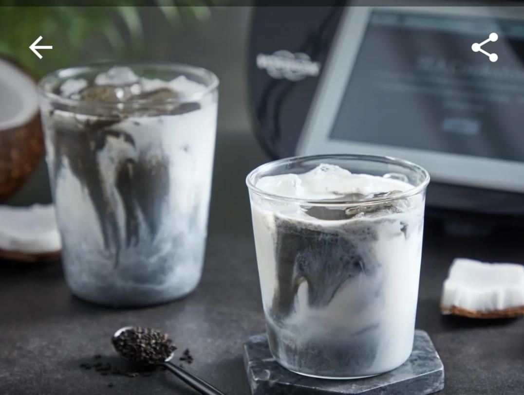 黑芝麻生椰拿铁（炫黑食尚，熊猫专辑)美善品小美食谱的做法