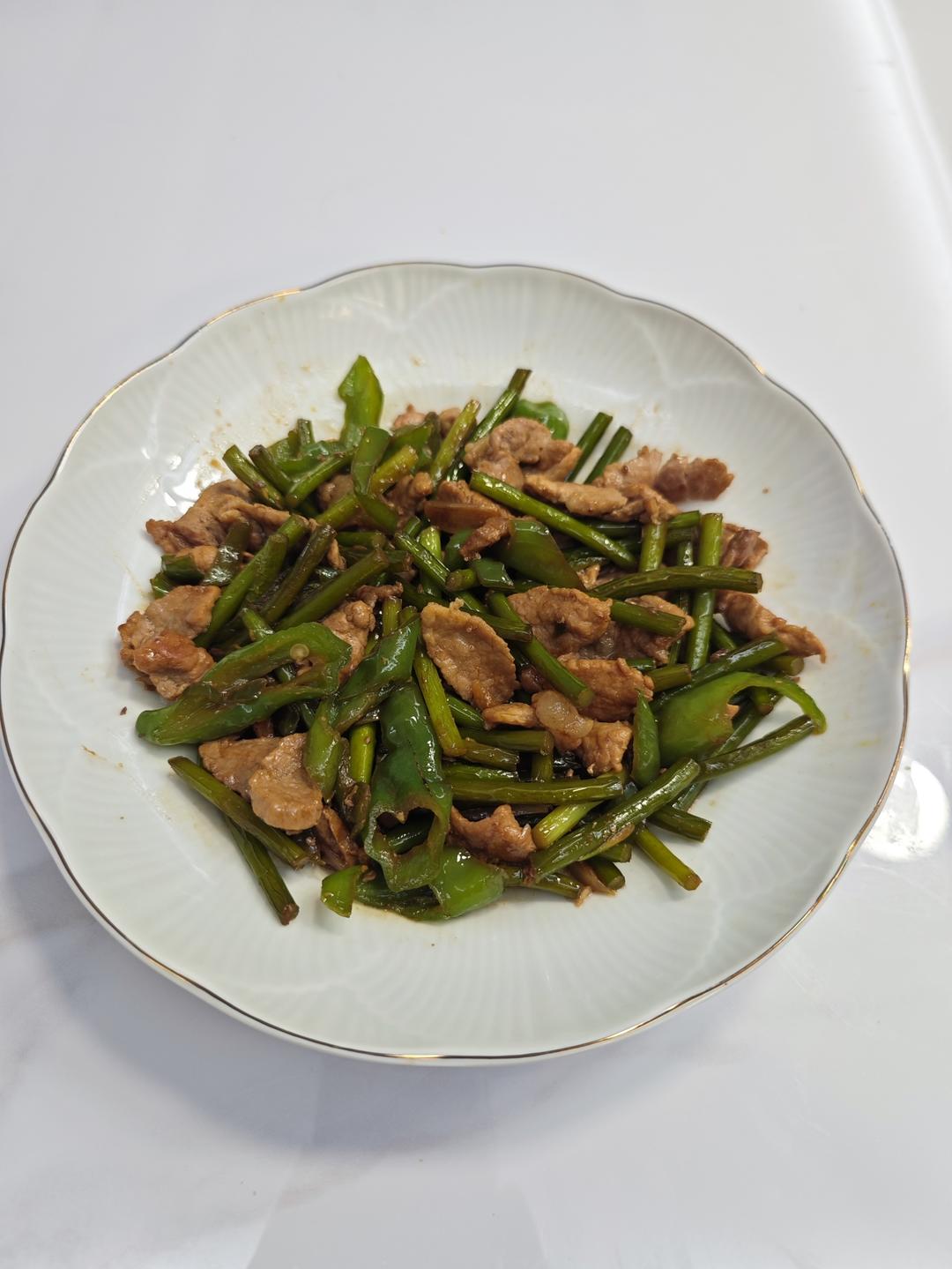蒜薹炒肉丝