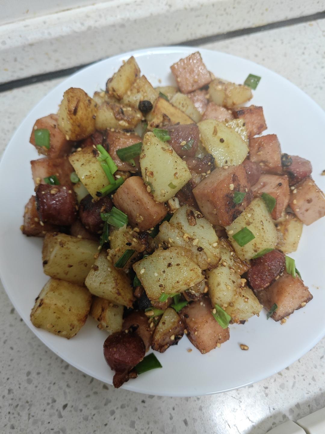 孜然土豆午餐肉