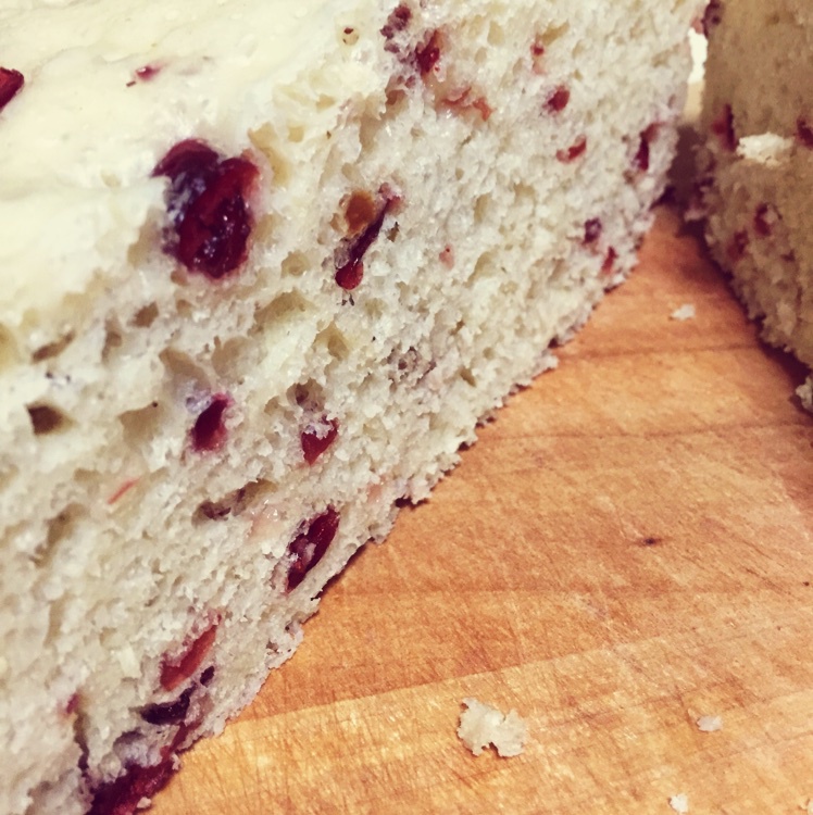 不用揉面，简单易做的——蔓越莓发糕