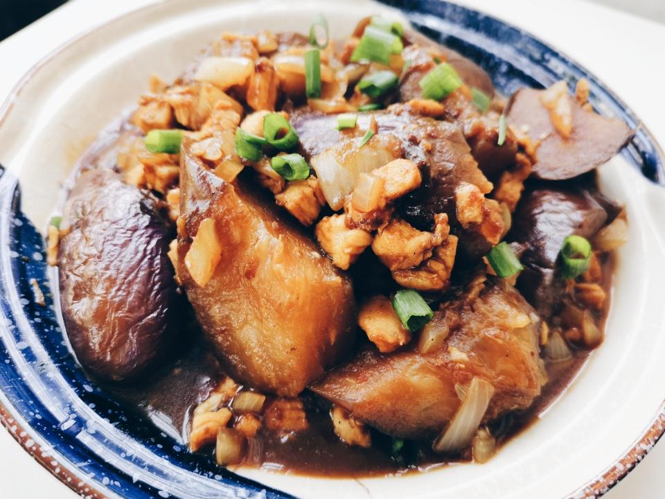 减脂版鸡胸肉茄子的做法