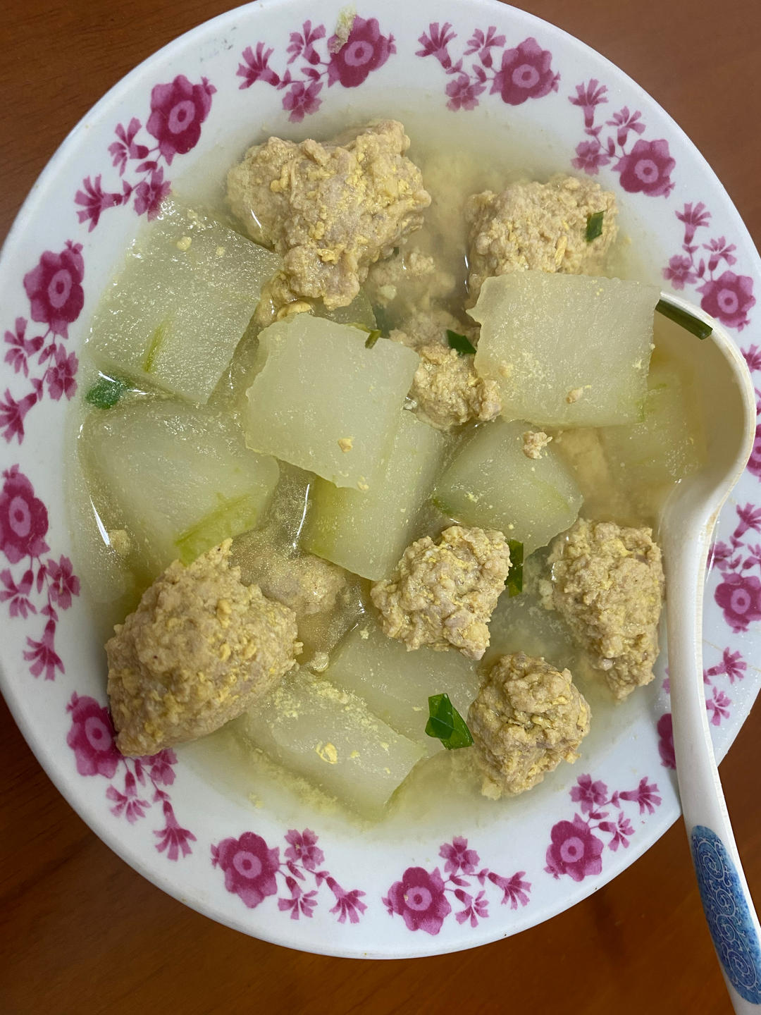 巨鲜美的冬瓜丸子汤