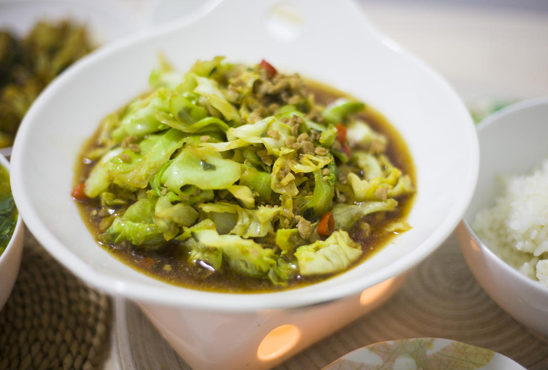 手撕牛心菜
