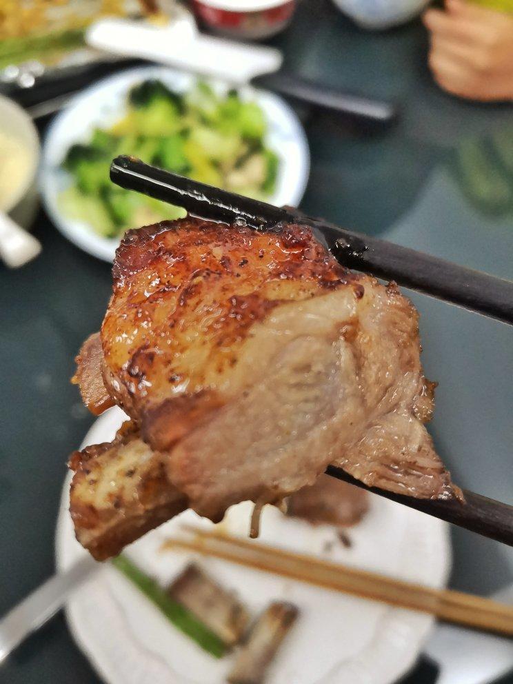 最简单的焦香软糯烤猪肋排