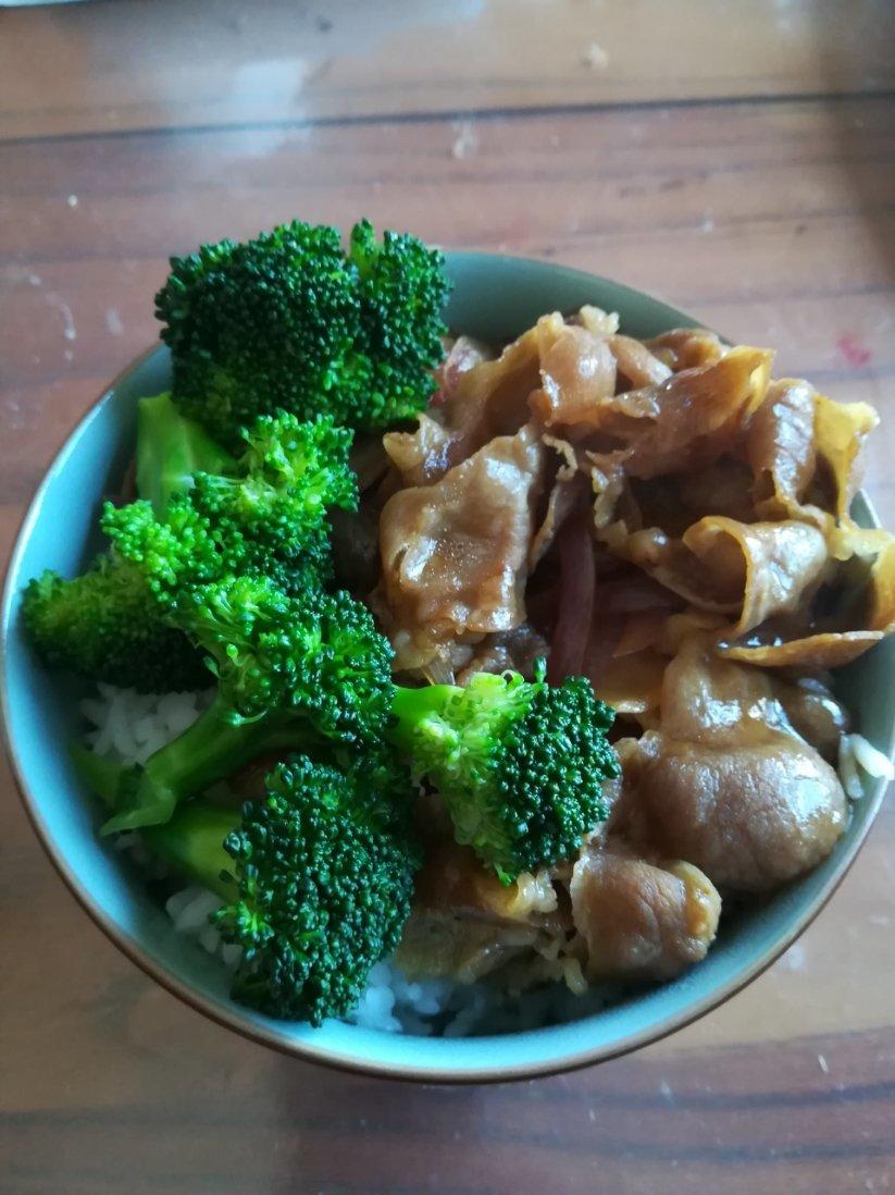 肥牛饭