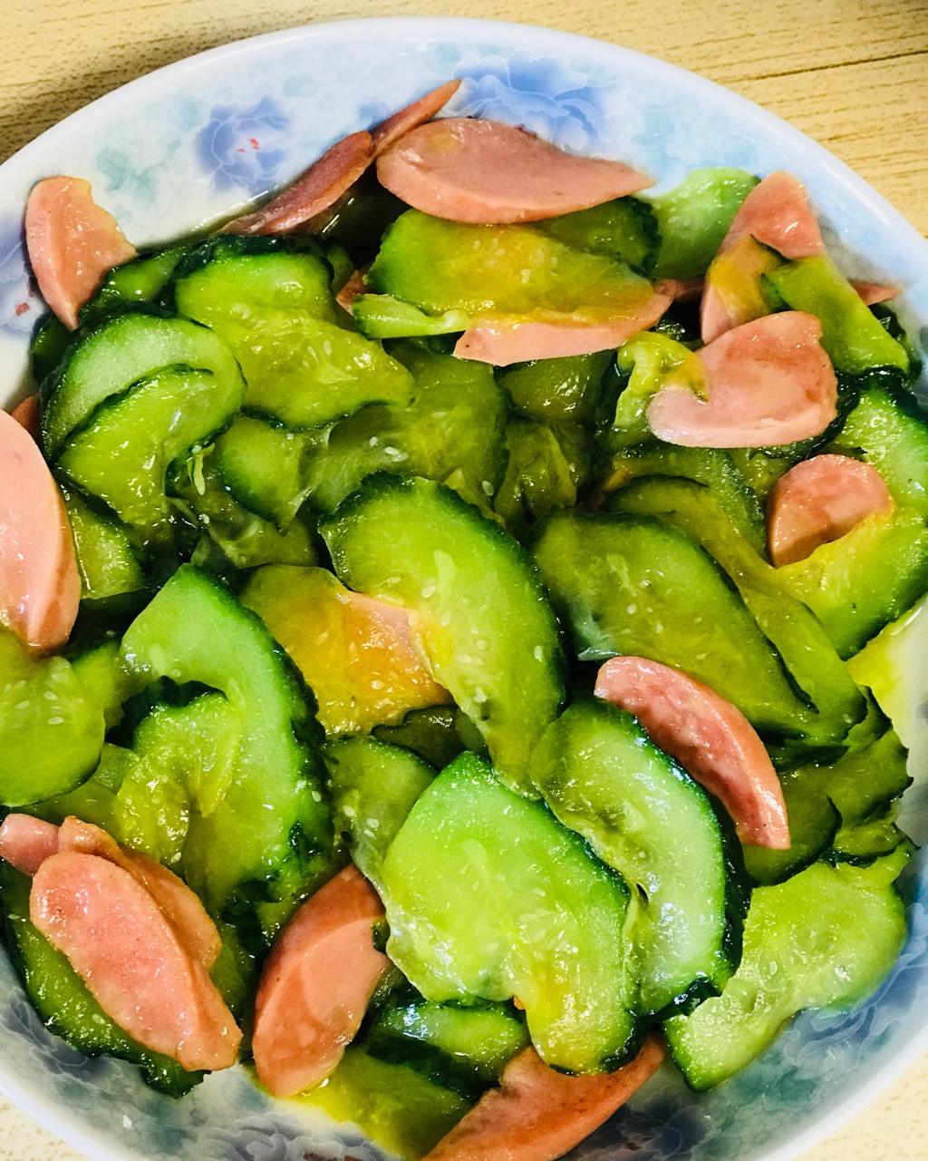 火腿肠炒黄瓜
