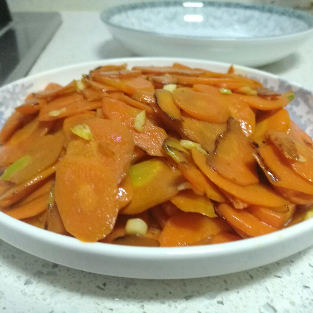清炒胡萝卜片