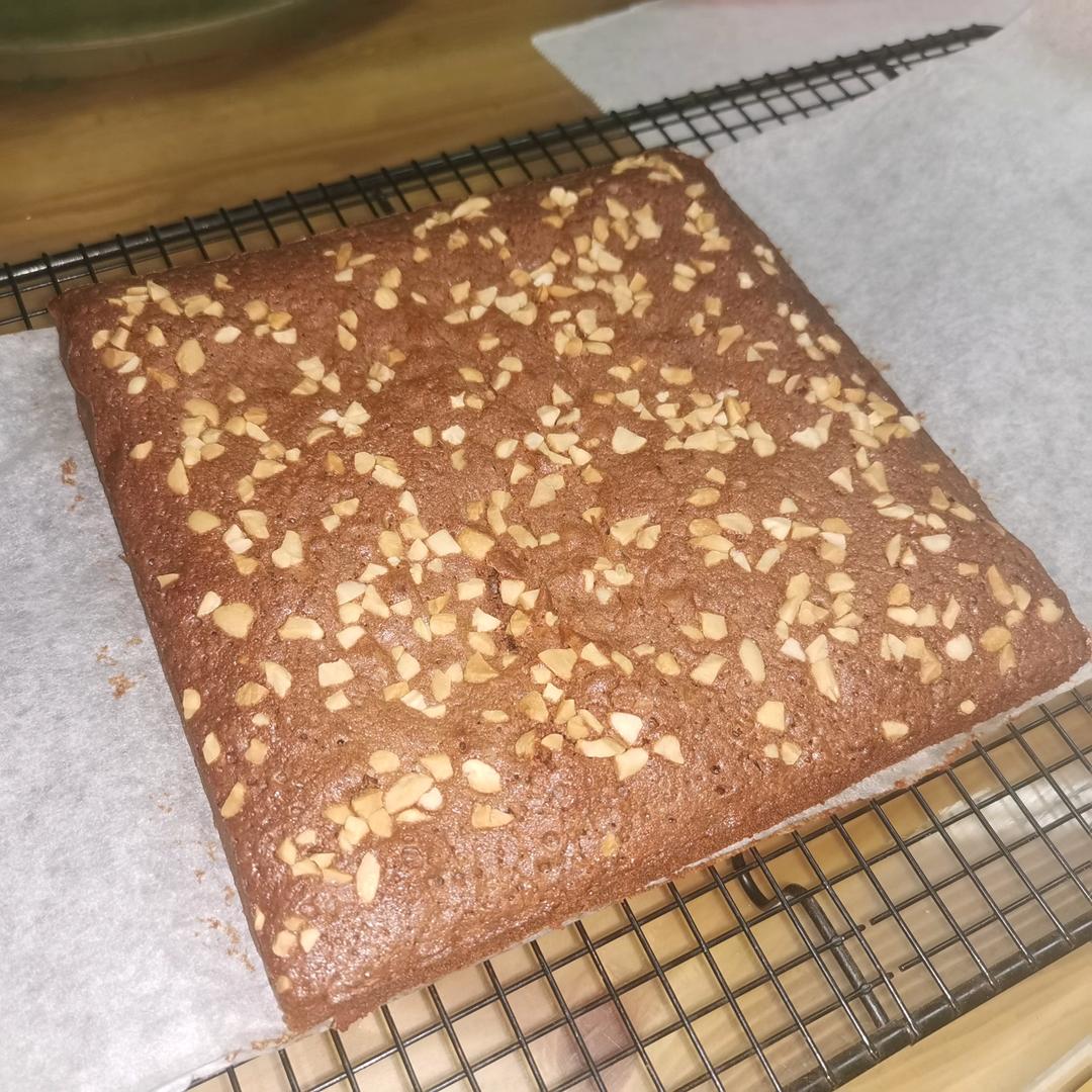 香味浓郁的巧克力布朗尼蛋糕