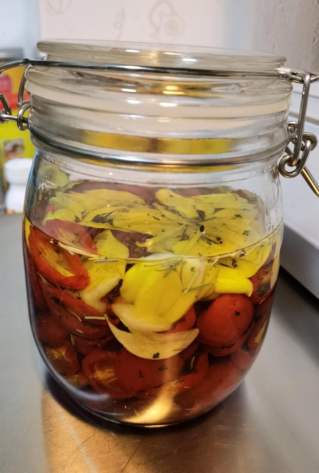 橄榄油浸小番茄/油渍番茄