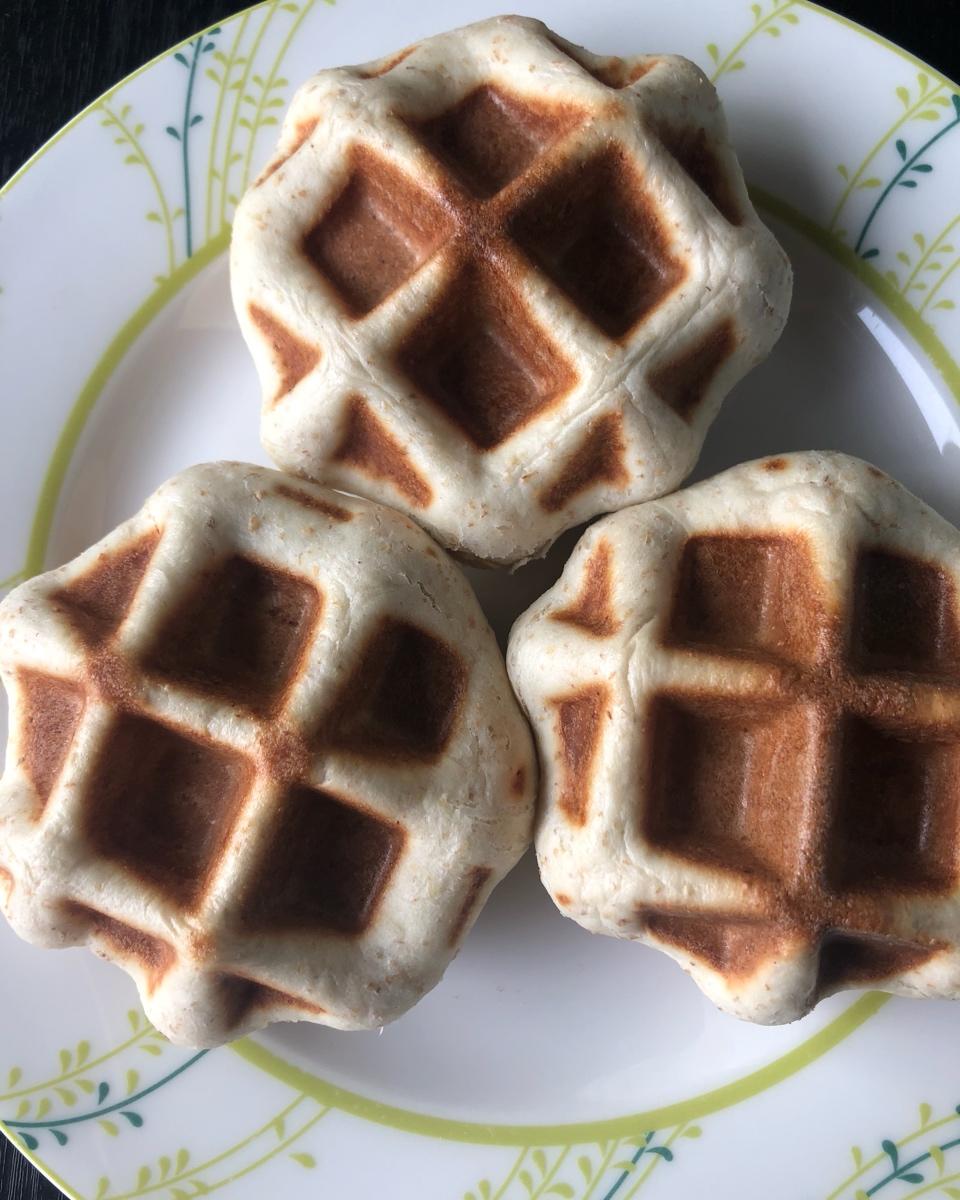 越子妈做的无油低糖华夫饼(酵母版)