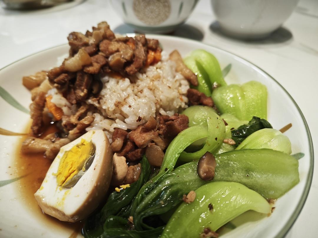 台式卤肉饭