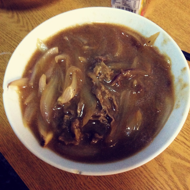 朴素版的洋葱炒牛肉