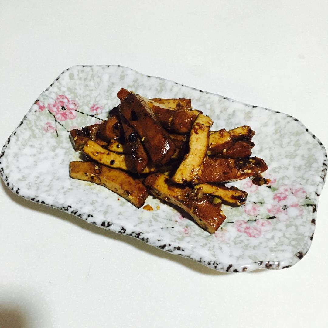 零嘴麻辣香干