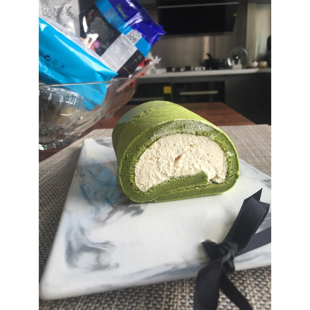 《Tinrry下午茶》教你做基础原味蛋糕卷
