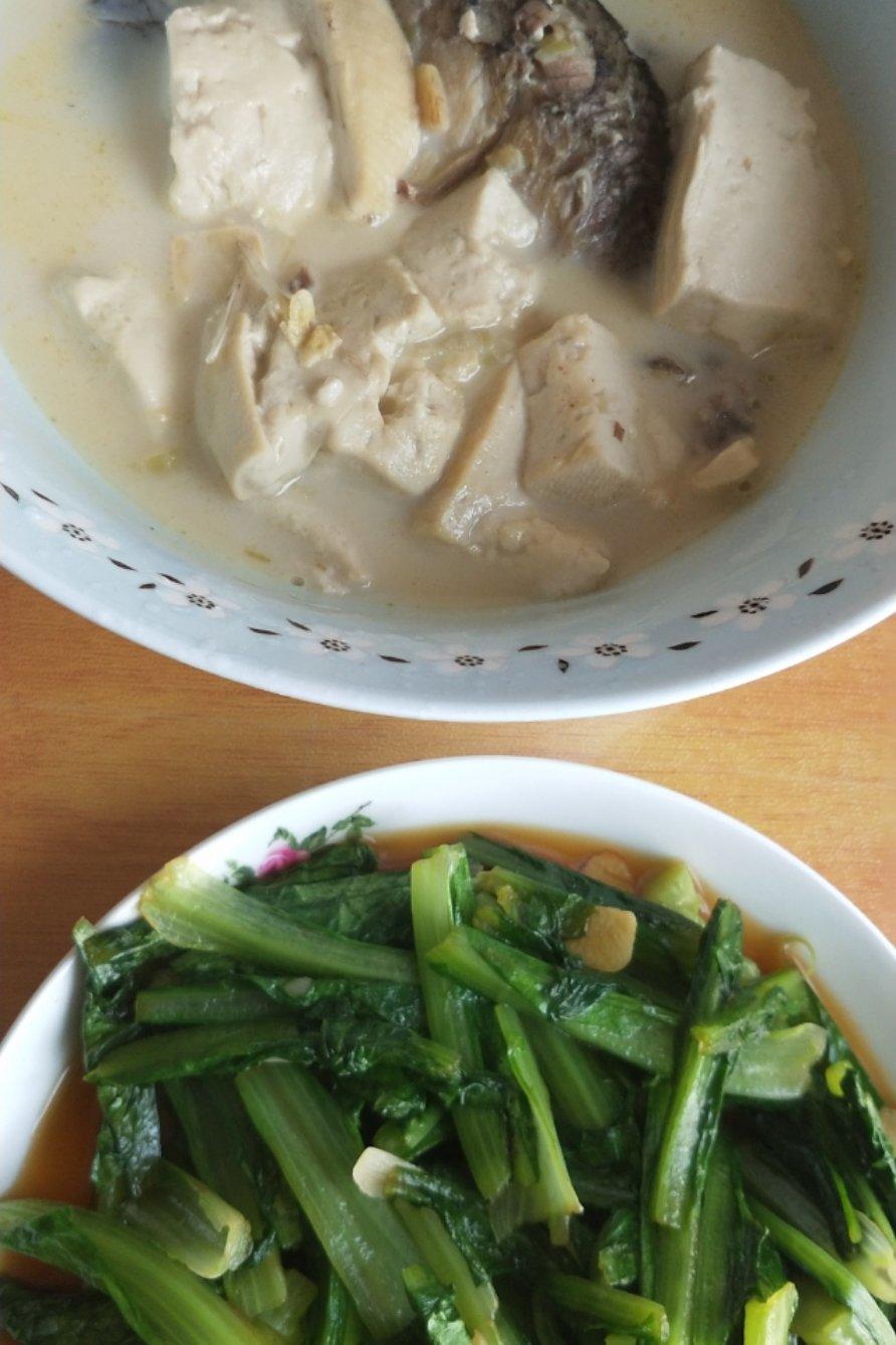 （白汤）鲫鱼炖豆腐