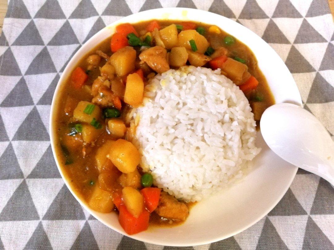 咖喱鸡肉饭