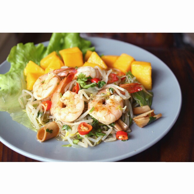 晨向向做的泰式鲜虾芒果沙拉
